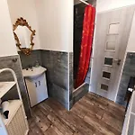 Konukevi U Krtka 3*