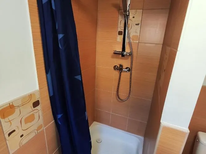 Konukevi U Krtka 3*